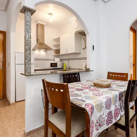 Elegant In With Shared Pool Torrevieja