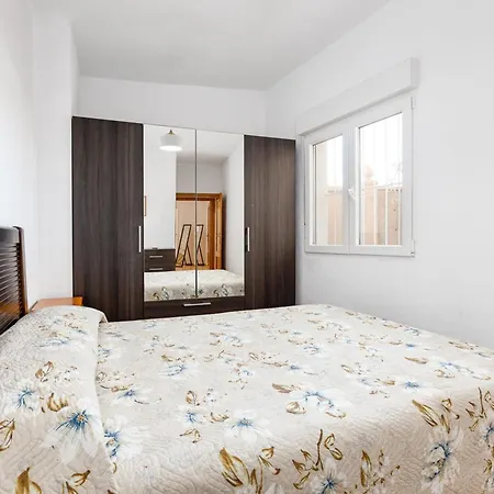 Elegant In With Shared Pool Daire *
