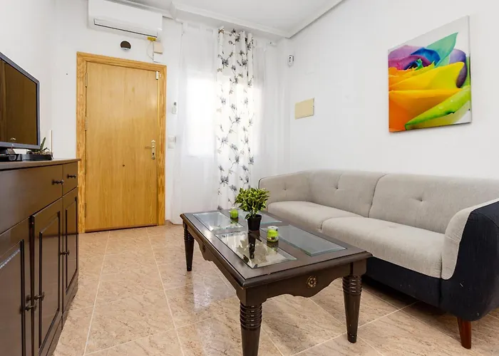 Elegant In With Shared Pool *