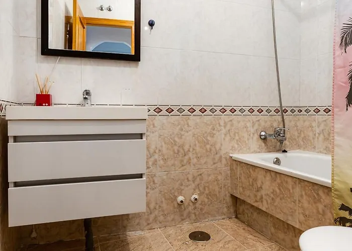 Elegant In With Shared Pool Torrevieja