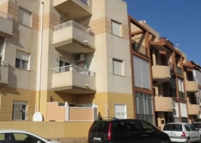 Elegant In With Shared Pool